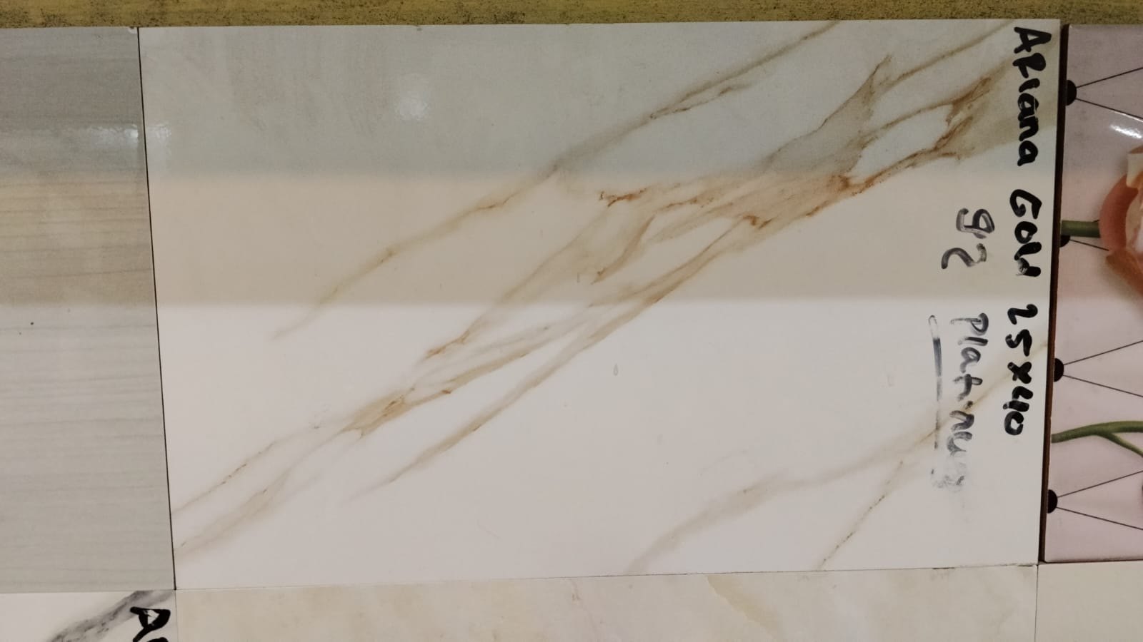 Keramik 25x40 Ariana Gold