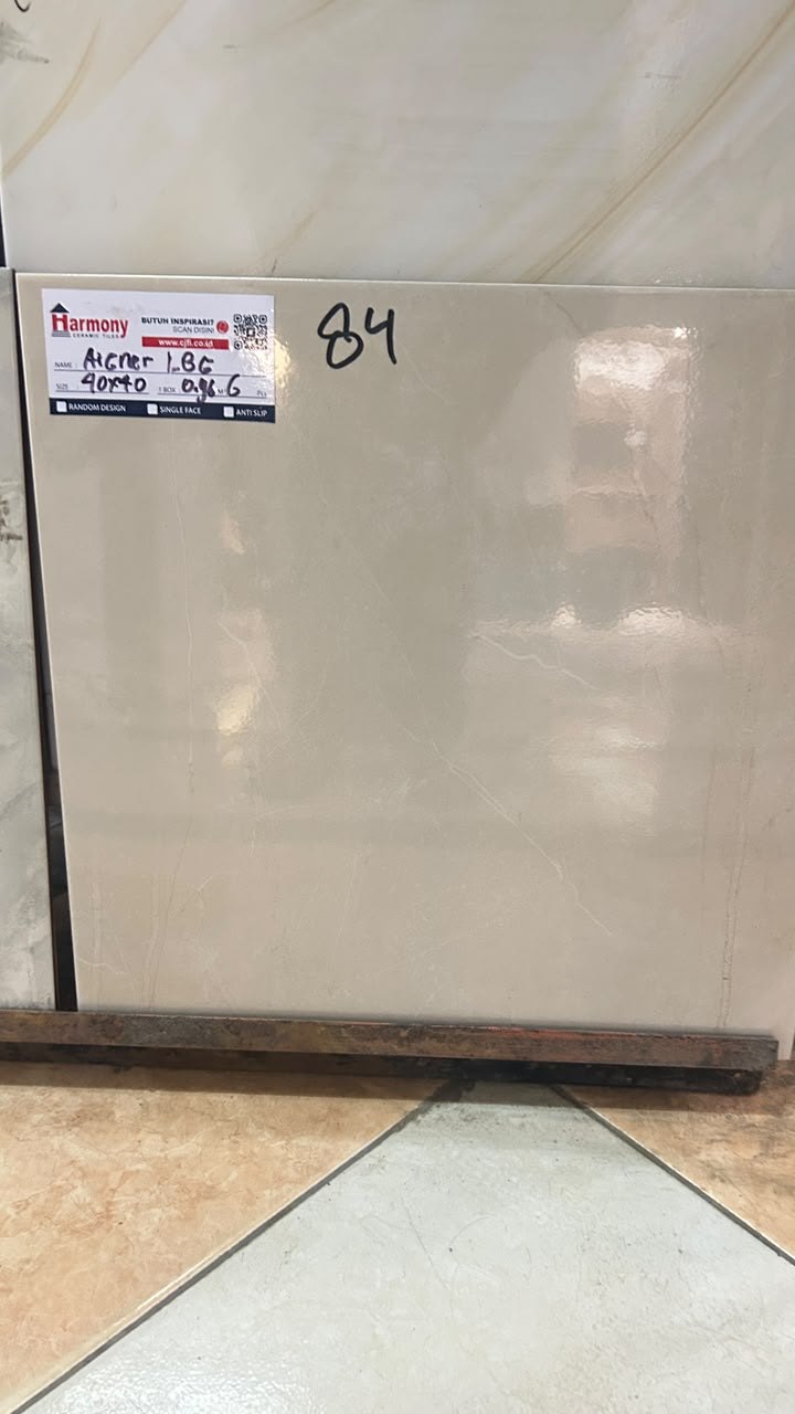 Aigner 40x40 foto 1