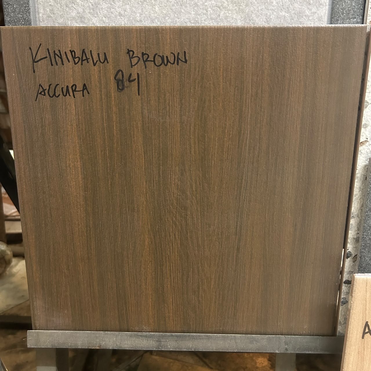 Kinibalu Brown 40x40 foto 1