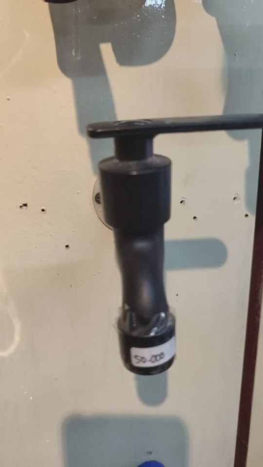Kran Air Black foto 1